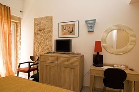 Nichotel