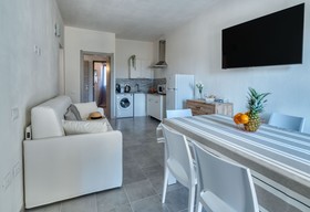 Izzhome Cozy Sunflower