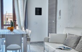 Izzhome Cozy Sunflower