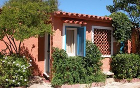 Bungalow Club Village