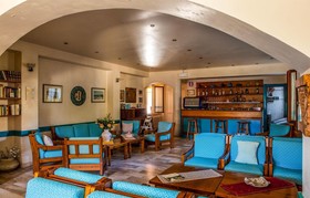 Hotel Sandalyon