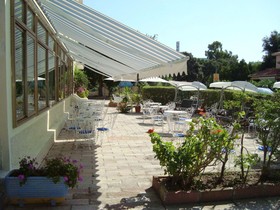 Hotel Sandalyon
