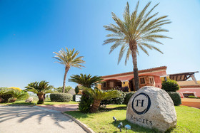 TH San Teodoro