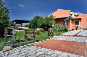 Vignola Mare Country House