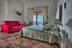 Vignola Mare Country House