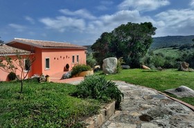 Vignola Mare Country House