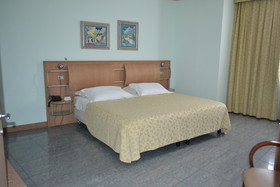 Marina Palace Hotel & Congress Hall