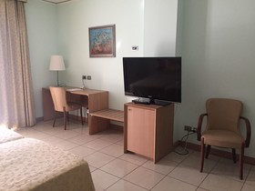 Marina Palace Hotel & Congress Hall