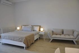 Anaka Sweet Home