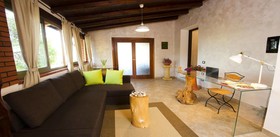 B&B Lekythos