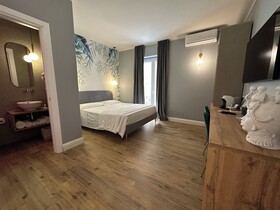 Krysos Luxury Rooms