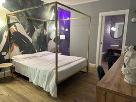 Krysos Luxury Rooms