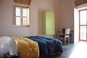 Lerux Bed & Breakfast