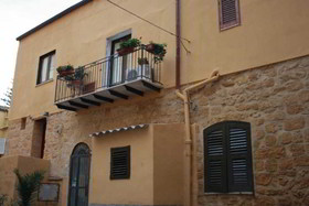 Lerux Bed & Breakfast