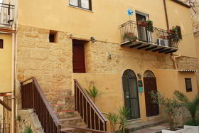 Lerux Bed & Breakfast