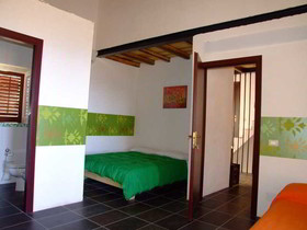 Lerux Bed & Breakfast