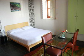 Lerux Bed & Breakfast