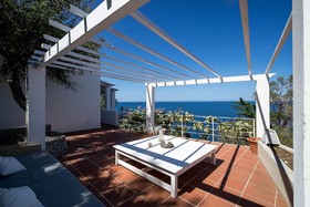SuiteLowCost Villa Smeraldo