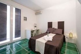 SuiteLowCost Villa Smeraldo