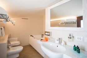 Marina Holiday Resort & Spa
