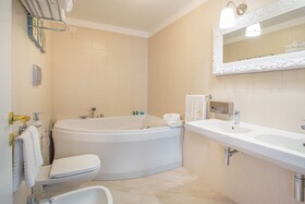 Marina Holiday Resort & Spa