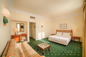 Hotel NH Caltagirone Villa San Mauro