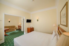 Hotel NH Caltagirone Villa San Mauro