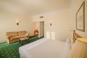 Hotel NH Caltagirone Villa San Mauro