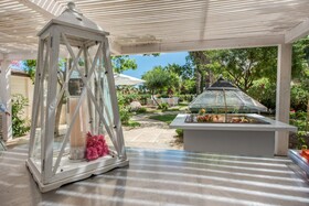 Acacia Resort