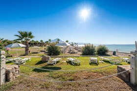 Acacia Resort