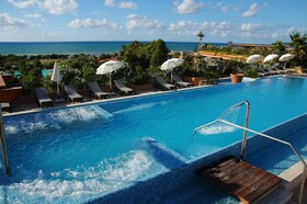 Acacia Resort