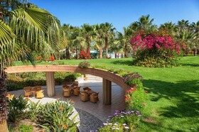 Acacia Resort