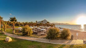 Acacia Resort