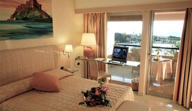 Acacia Resort