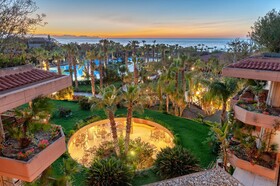 Acacia Resort