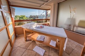 Acacia Resort