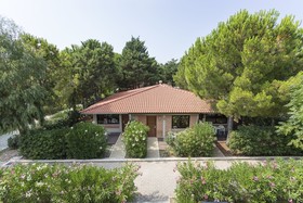 Fiesta Hotel Athènee Palace