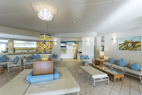 Fiesta Hotel Athènee Palace