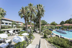Fiesta Hotel Athènee Palace