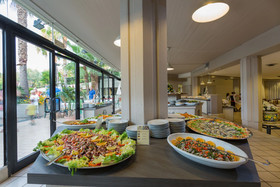 Fiesta Hotel Athènee Palace