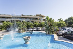 Fiesta Hotel Athènee Palace