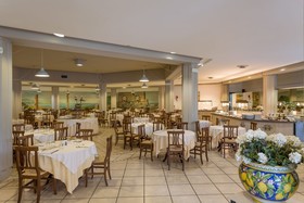 Fiesta Hotel Athènee Palace
