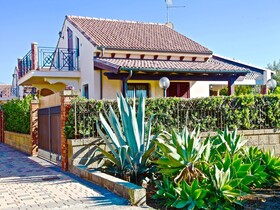 Villa Amare by Rentopolis
