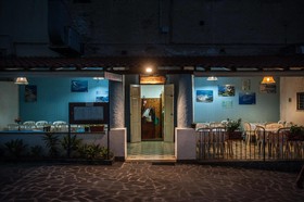 Camping Baia Unci
