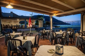 Camping Baia Unci
