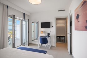 Seaside Beach Hotel