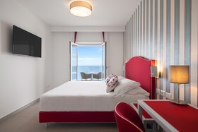 Seaside Beach Hotel