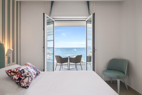 Seaside Beach Hotel