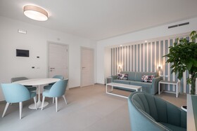 Seaside Beach Hotel