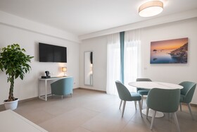 Seaside Beach Hotel